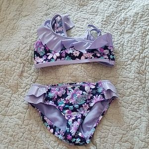 Girls swimsuit